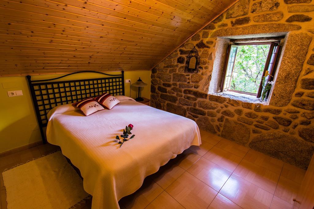 Casal De Cereixo Guest House Tufiones Екстериор снимка