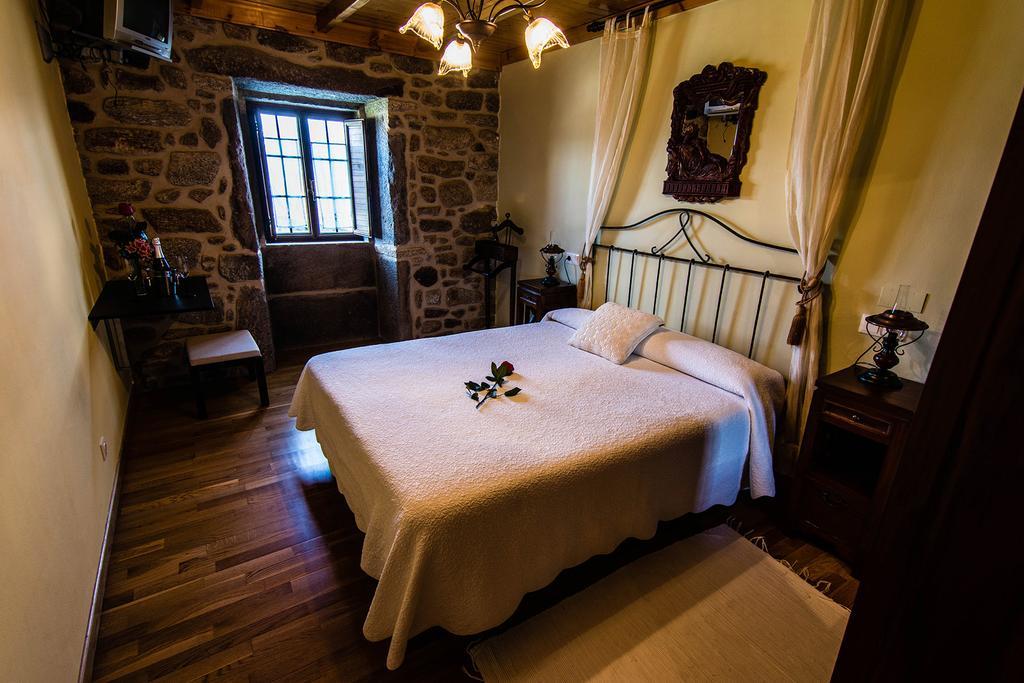 Casal De Cereixo Guest House Tufiones Екстериор снимка