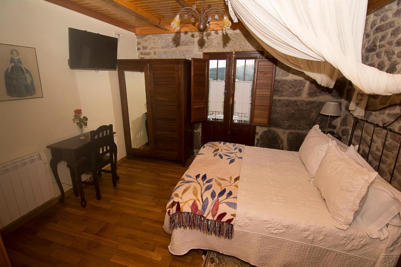 Casal De Cereixo Guest House Tufiones Екстериор снимка
